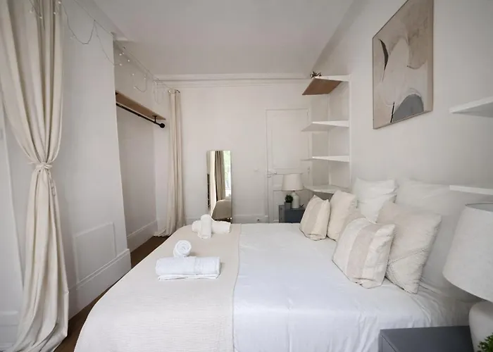 Spacieux De 2 Pieces A Montmartre 아파트 파리
